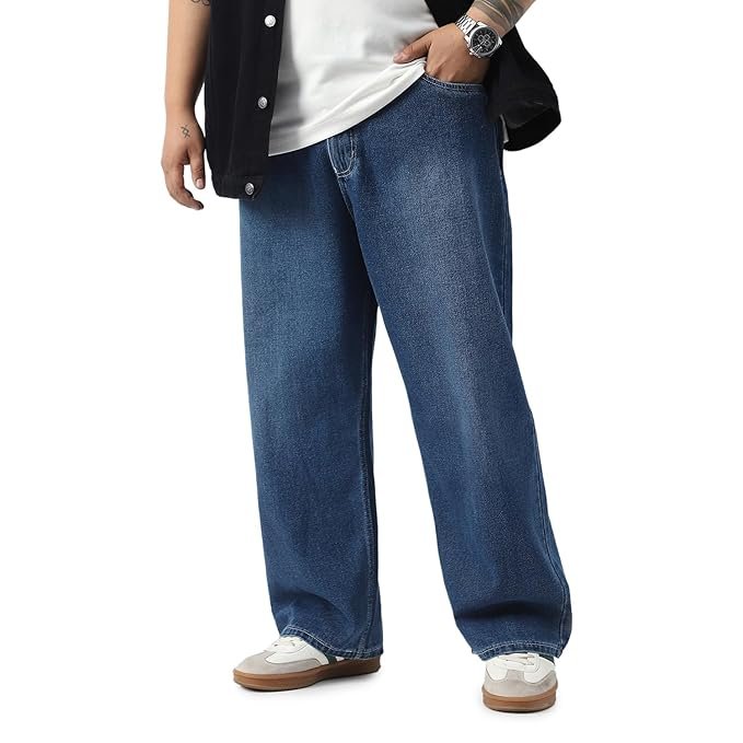 Distressed denim baggy jeans with trendy details